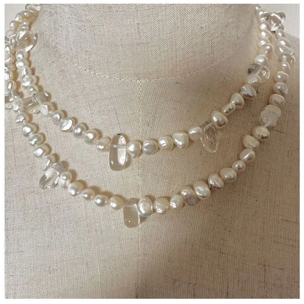 Pearl and crystal long necklace